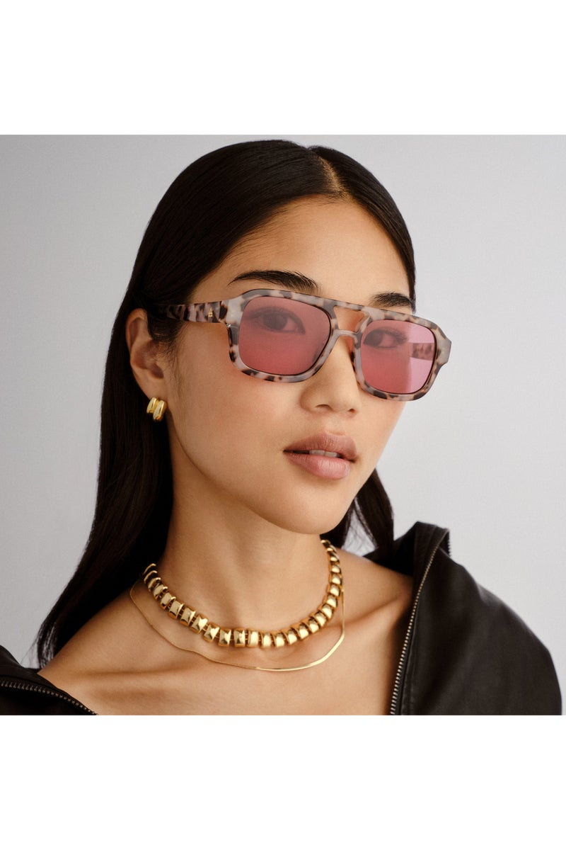 AIRE AQUARIUS Sunglasses for Men & Women – Lightweight Comfortable Frame, Classic Fashion Design for Outdoor, Travel & Daily Wear – Durable & Trendy Eyewear for All Face Shapes - Image 4