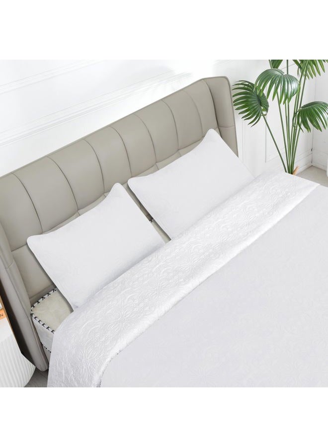 Easy-Going Full/Queen Size Reversible Quilt Set with 1 Quilt and 2 Pillow Shams, Soft Bed Quilt Cover, Water Resistant Lightweight Microfiber Bedspread, Stain Resistant, Damask-White/White - Image 2