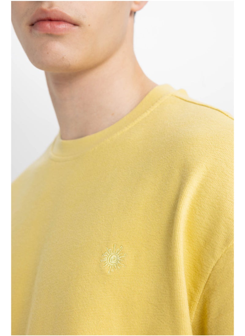 DeFacto - Man Oversize Fit Crew Neck Short Sleeve Knitted T-Shirt - Image 1
