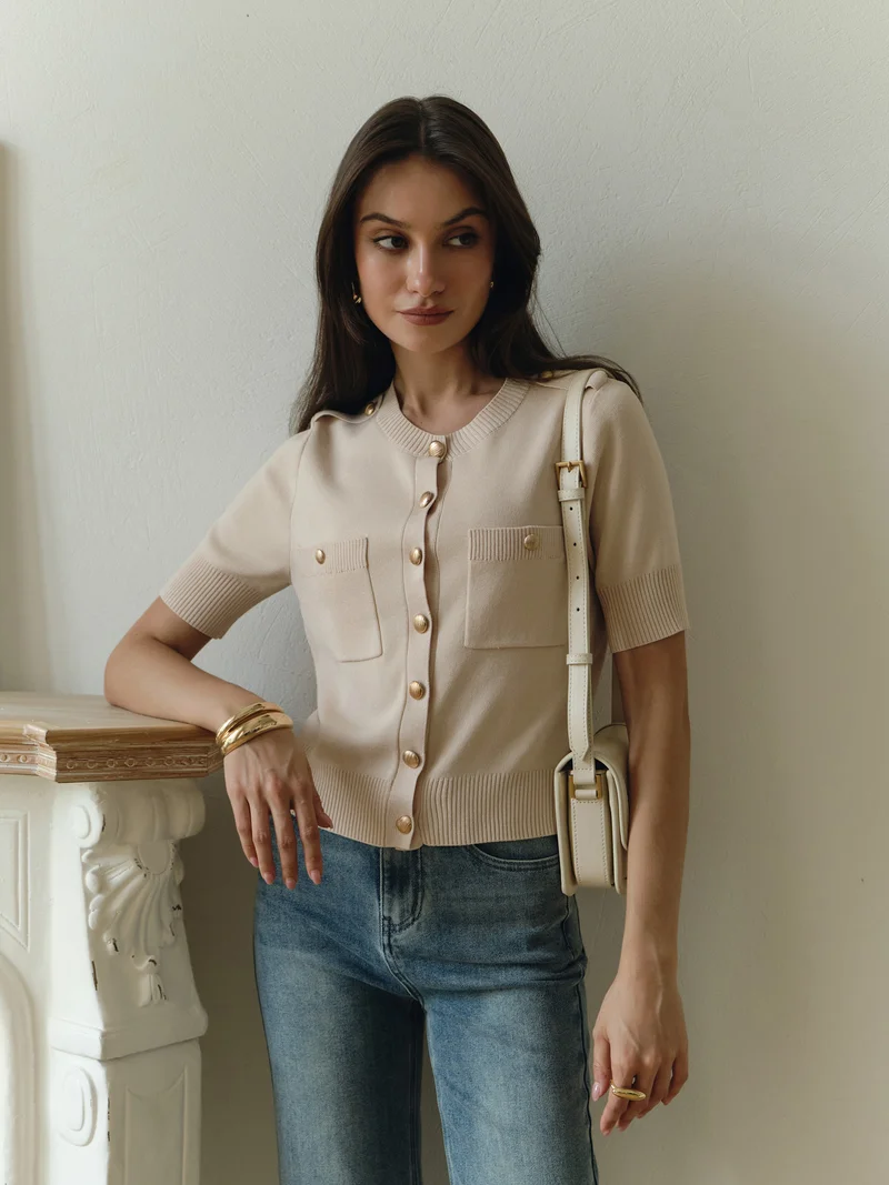 Lichi Short-sleeved knitted cardigan with golden fittings