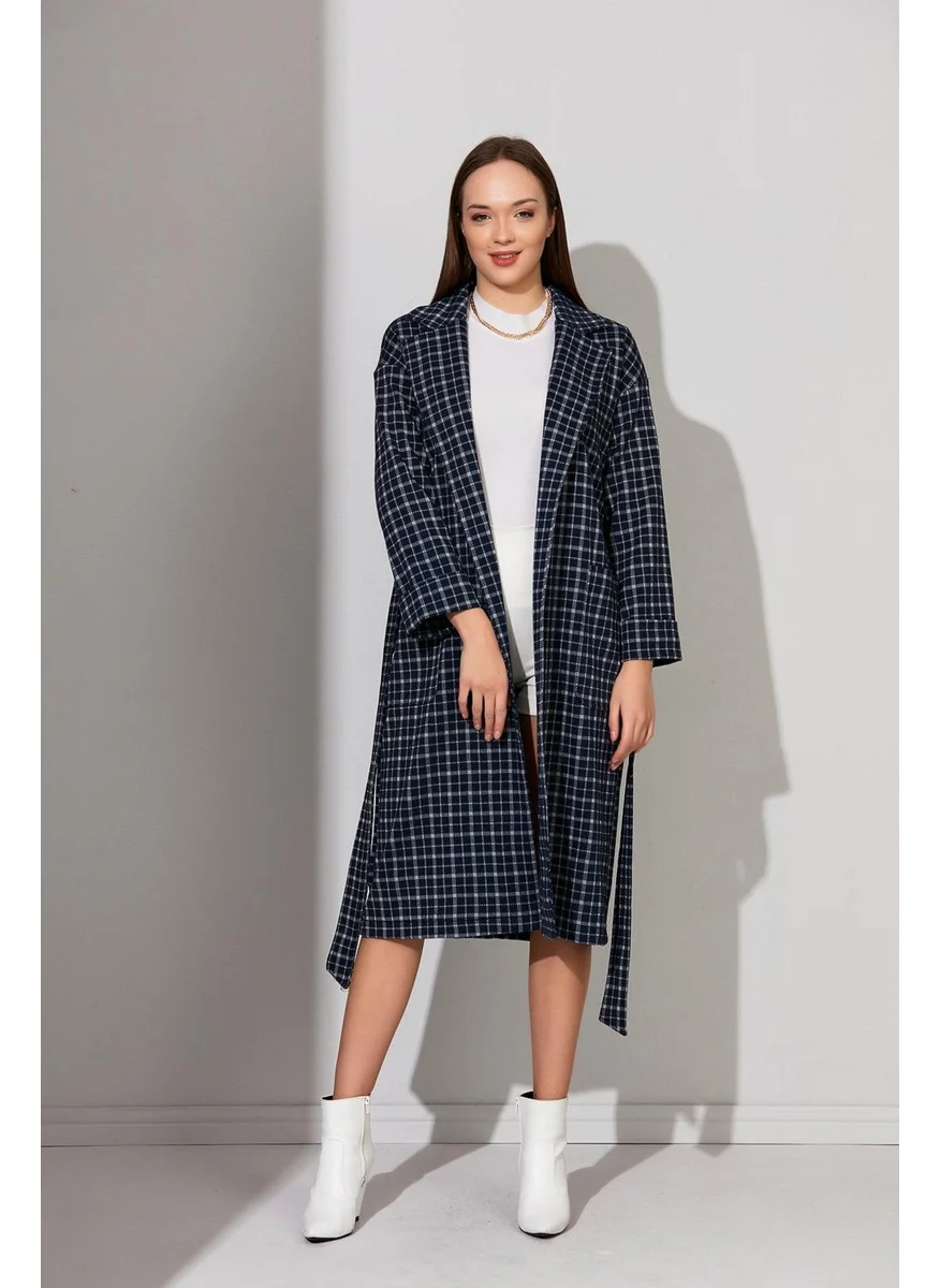 Alexander Gardi Belted Unlined Coat (B22-21800)