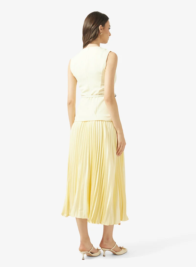 Style Cheat Crew Neck Belted Dress