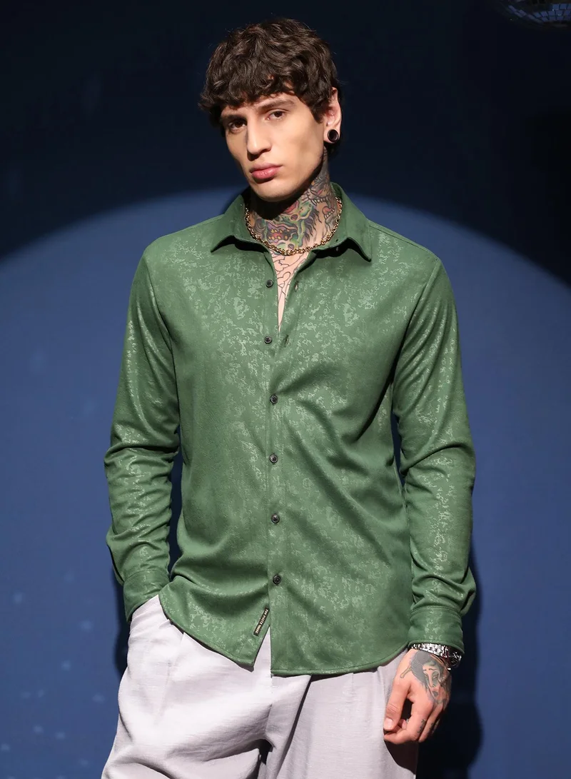 Campus Sutra Men's Forest Green Corroded-Tactile Shirt For Casual Wear | Spread Collar | Long Cuffed Sleeves | Button Closure | Shirt Crafted With Comfort Fit For Everyday Wear