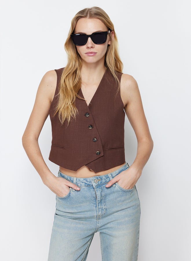 trendyol Limited Edition Brown Crop Fitted Button Detailed Woven Linen Look Vest TWOSS23YE00016 - Image 2
