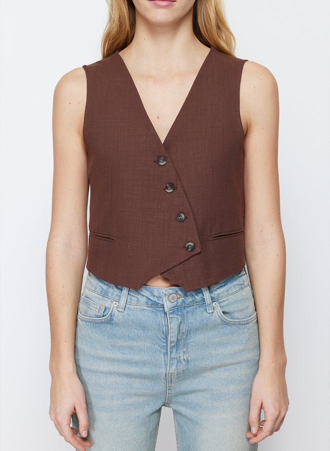 trendyol Limited Edition Brown Crop Fitted Button Detailed Woven Linen Look Vest TWOSS23YE00016 - Image 4