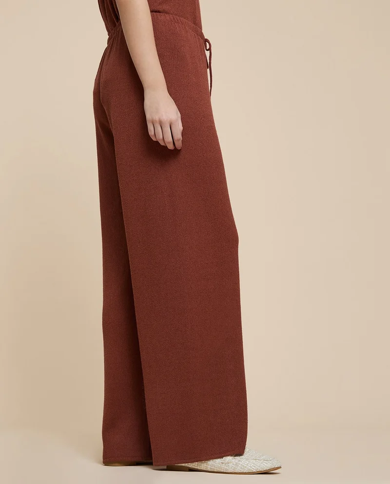 أر أند بي Textured Wide Leg Trousers with Button Closure