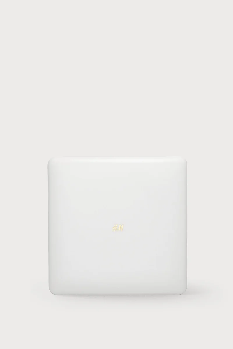 اتش اند ام بودرة مثالية