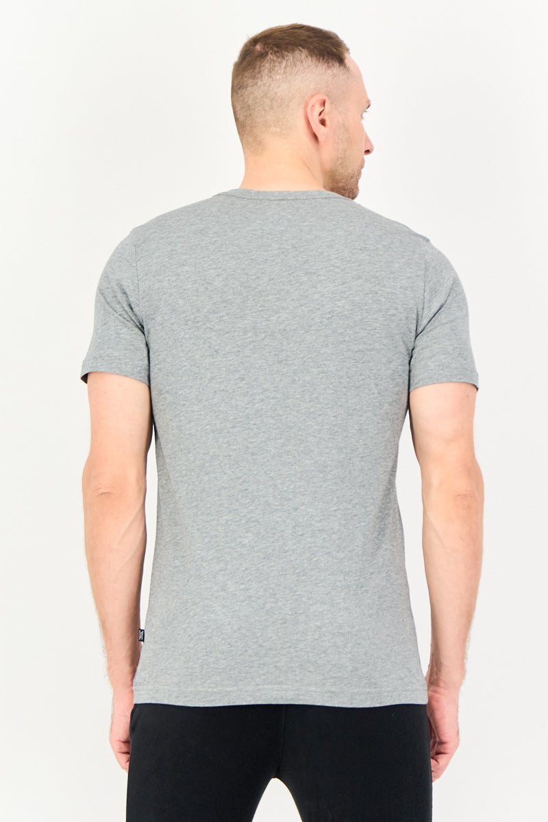 PUMA تي شيرت رجالي بقصة عادية بأكمام قصيرة للخارج، رمادي - Image 4