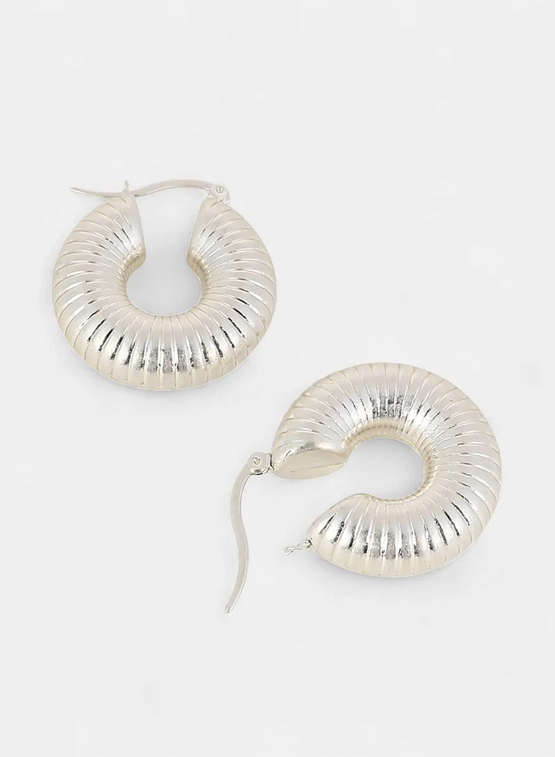 Sohi  Women's The Snake-Ribbed Contemporary Hoop Earrings for Women | Best Price UAE