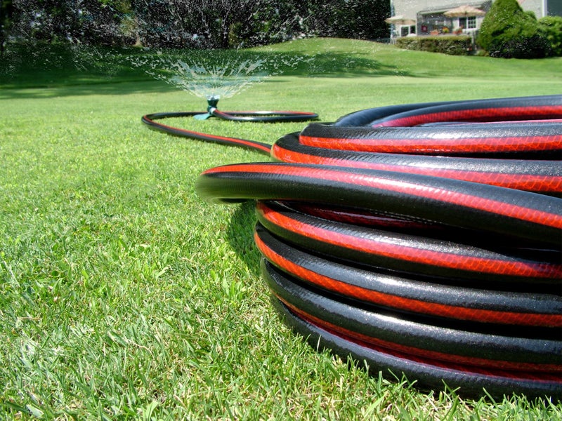 NeverKink Teknor Apex Neverkink 8844-75 PRO Garden Hose, 5/8-in x 75-feet - Image 5
