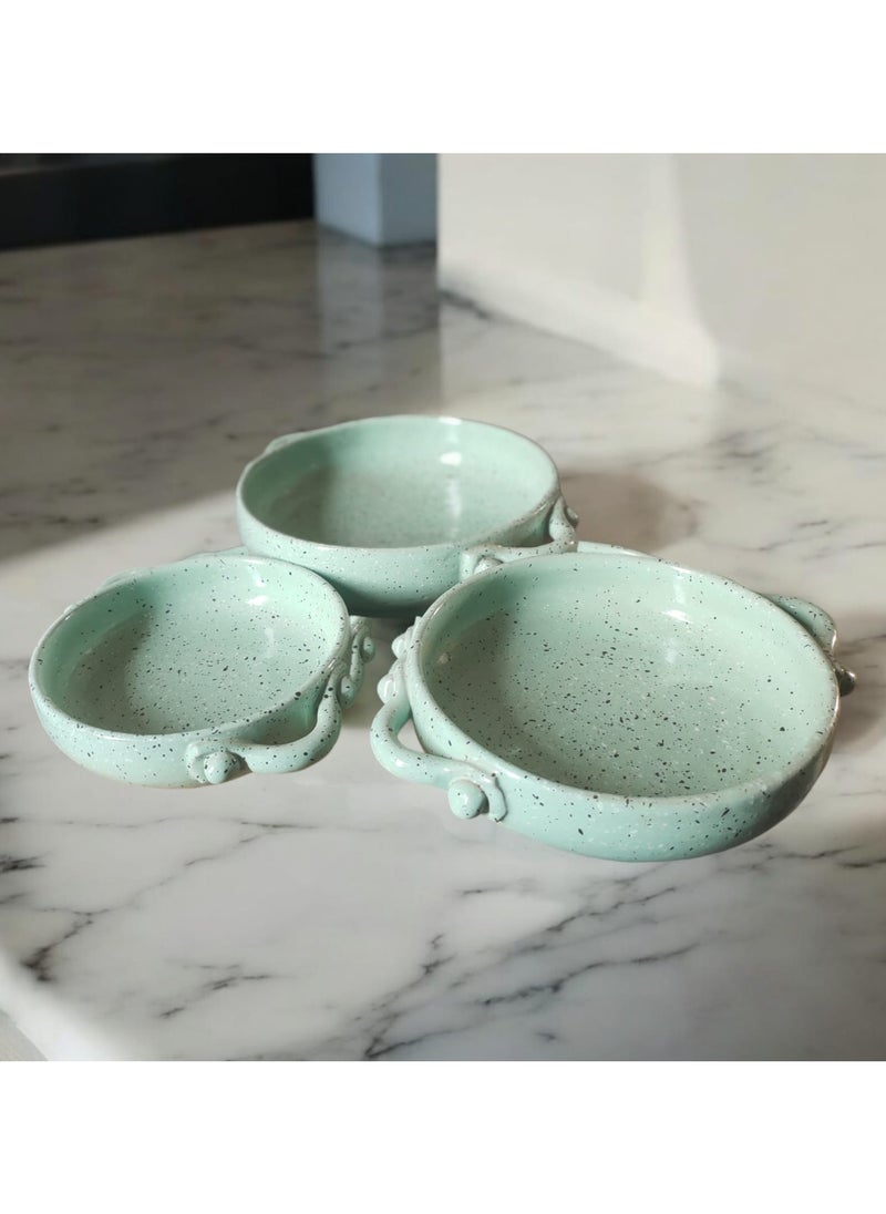 Generic - Set of 3 ceramic and porcelain trays with handles that can withstand direct and indirect heat, flame or in the oven. - Image 1