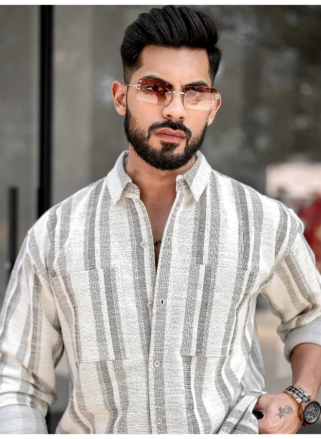 مانياك قميص رجالي مخطط بأكمام كاملة أبيض وبني