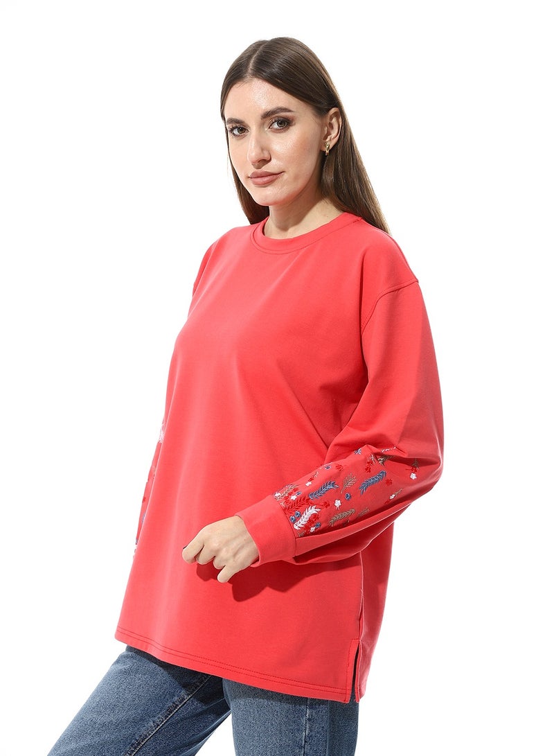 Caesar Women Oversize Embroidery Melton T- Shirt With Long Sleeves And Round Neck  - Image 4