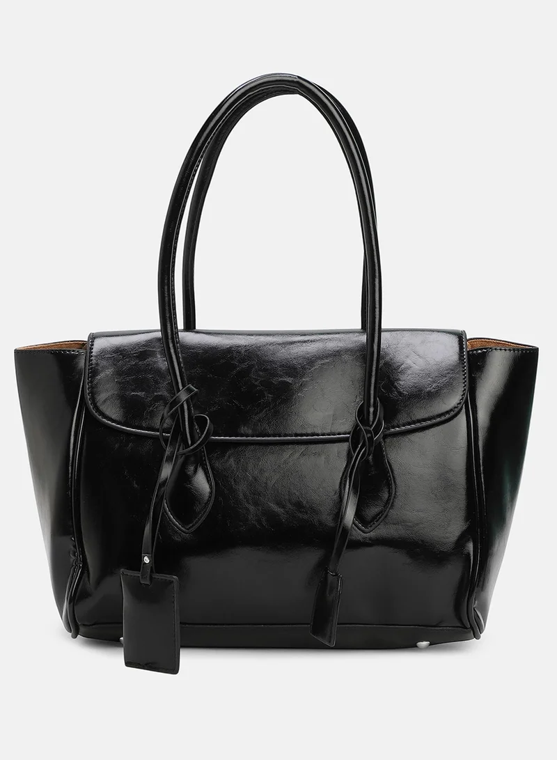 Haute Sauce Solid Zip Lock Regular Vegan Leather Hand Bag For Women