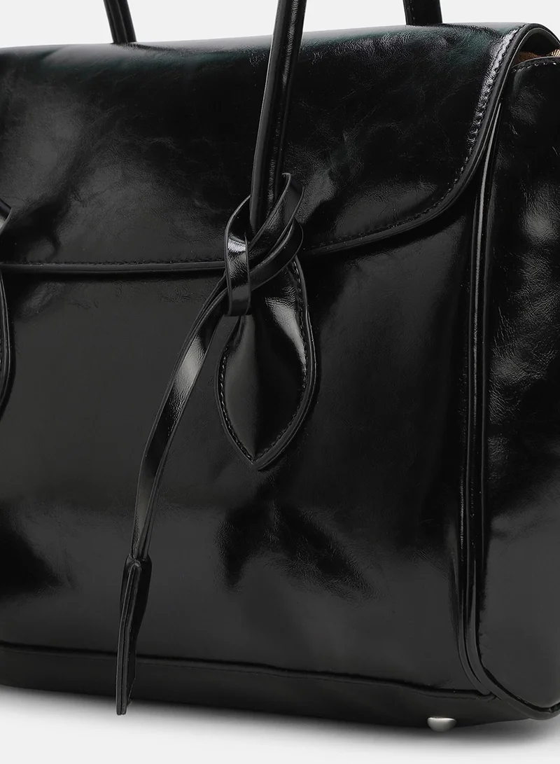Haute Sauce Solid Zip Lock Regular Vegan Leather Hand Bag For Women
