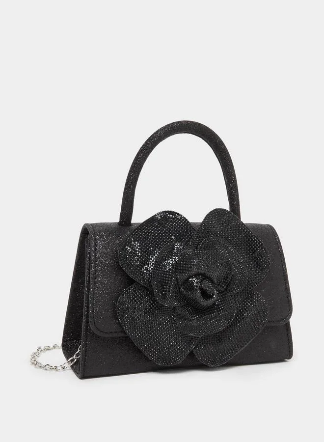 ستايلي شنطة ساتشل سوداء مزينة بالزهور