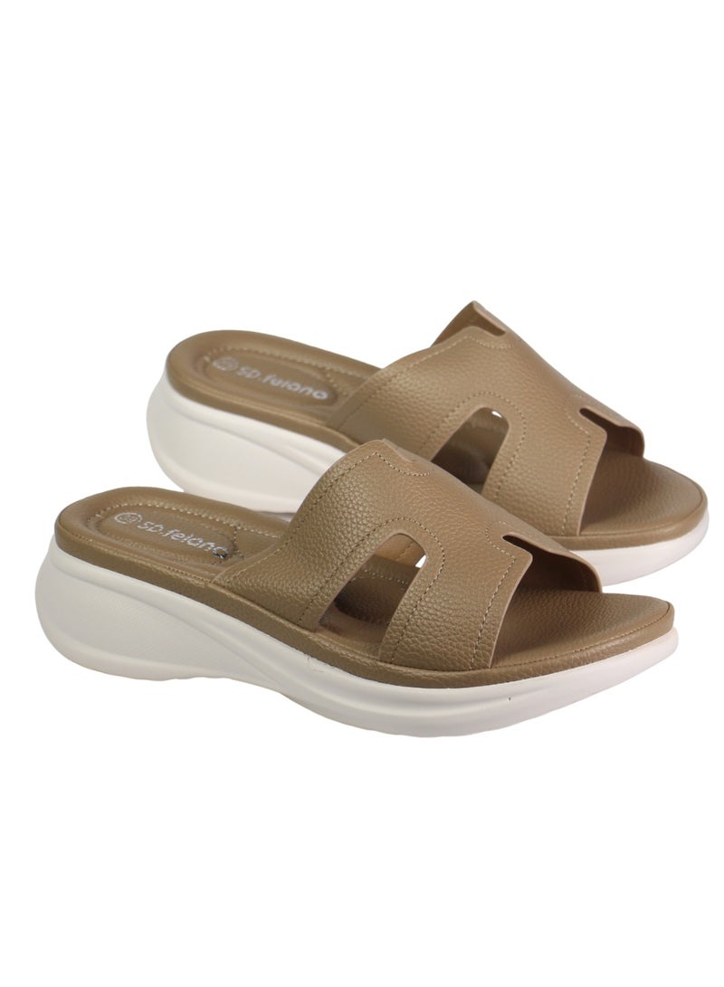 مون أمي صنادل “مونامي” النسائية بدون كعب – مريحة للغاية ومبطنة بالكامل لراحة استثنائية، بتصميم خفيف وناعم يوفر دعمًا لقوس القدم، مع مظهر أنيق وكاجوال يناسب جميع الإطلالات اليومية. - Image 1