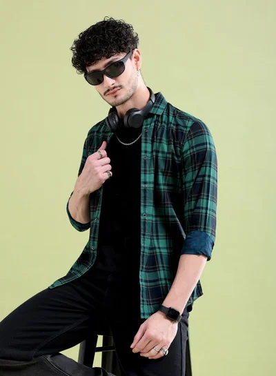 شركة المرآب الهندية Men Slim Fit Checkered Full Sleeves Spread Collar Casual Shirt