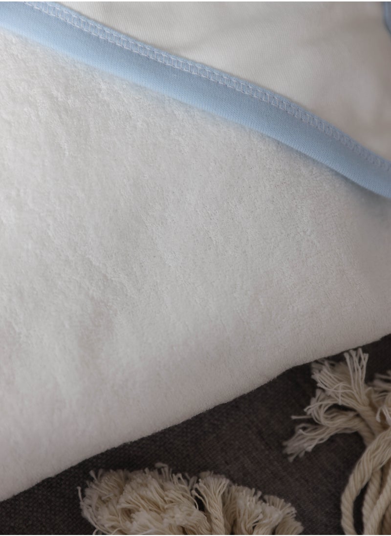 FUN MOMENT - Baby Towel with a Hood for Newborns and Toddlers - Image 1