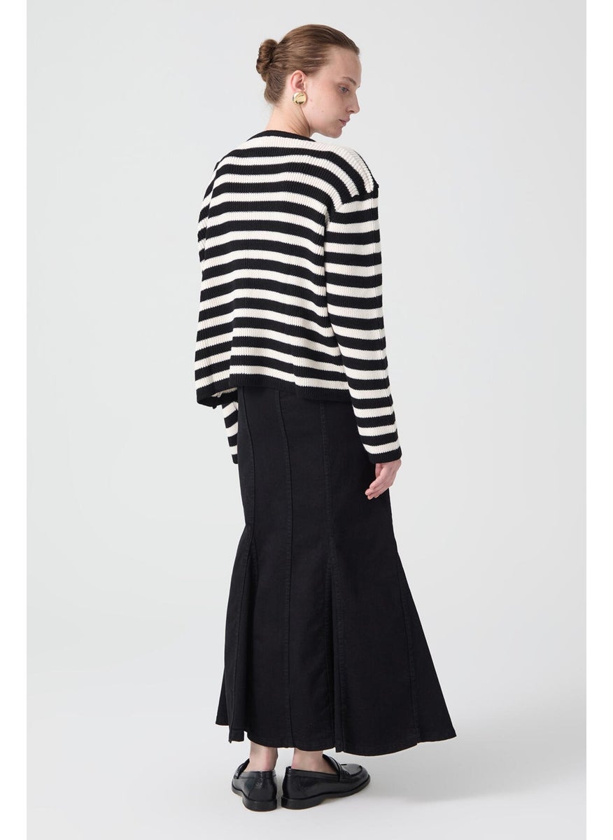 Touche - Gold Buttoned Striped Short Cardigan - Image 1