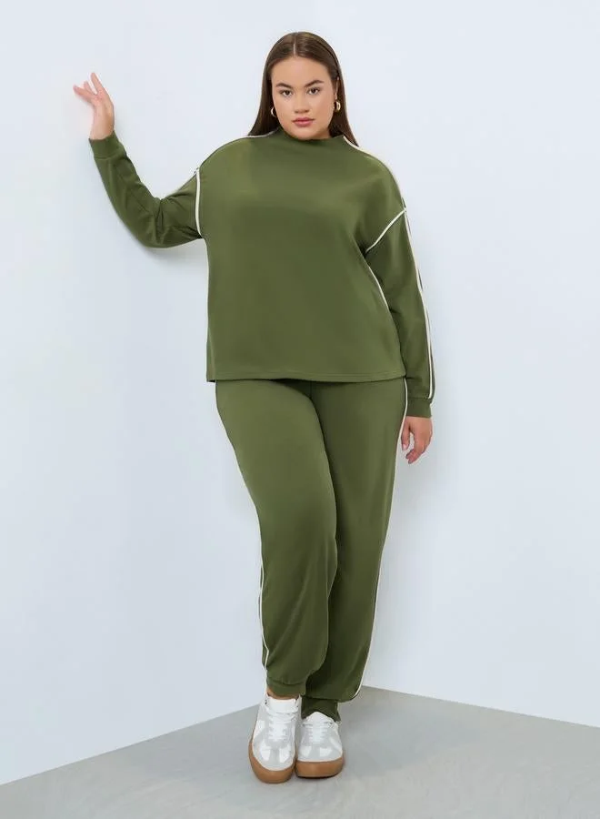 Styli Plus Size Green Funnel Neck Sweatshirt
