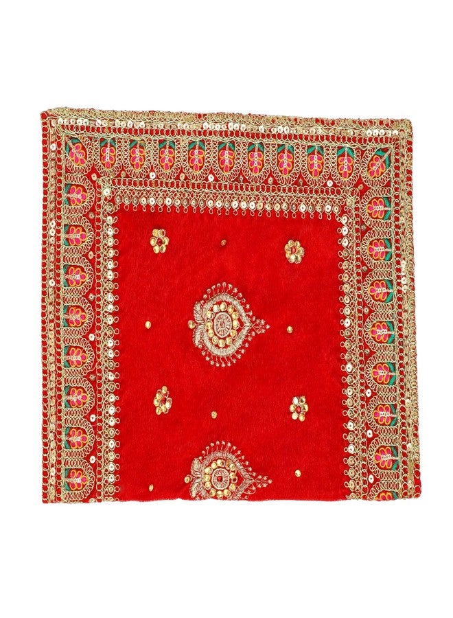 أديتري_كرييشن سجادة زينة من قماش مخملي كبير الحجم (مقاس: 18 بوصة × 12 بوصة) متعددة الأغراض، مناسبة لتزيين حفلات البوجا الهندية التقليدية، مستلزمات البوجا، لاكشمي (أحمر). - Image 2