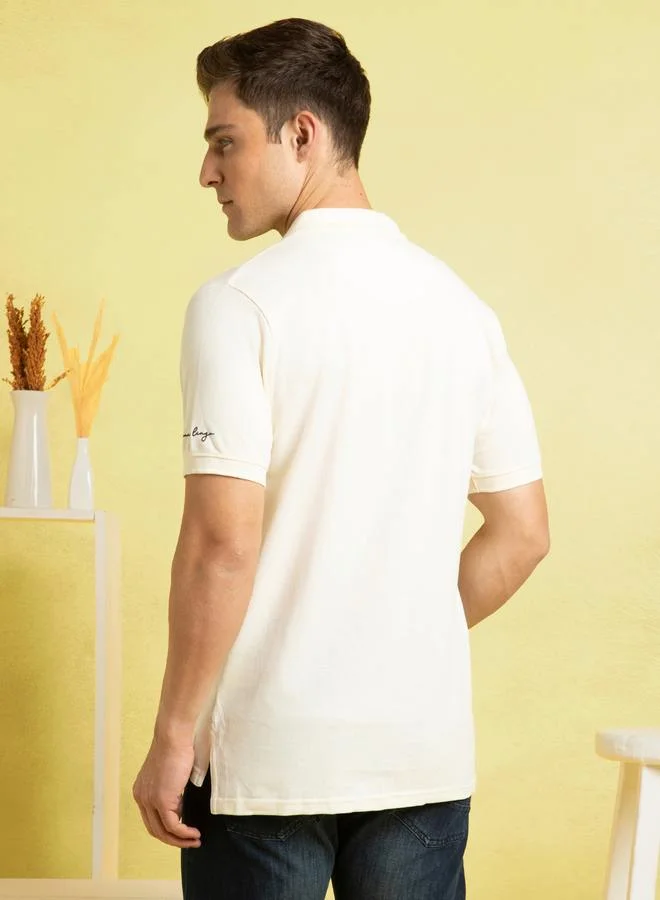 Dennis Lingo Marshmallow Vertical Striped Polo T-Shirt For Men Designed With A Sleek Stripe Pattern And