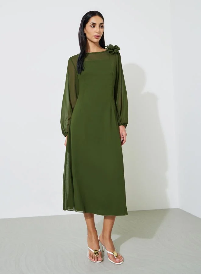 ستايلي Green Solid A-Line Midi Dress with Floral Shoulder Detail