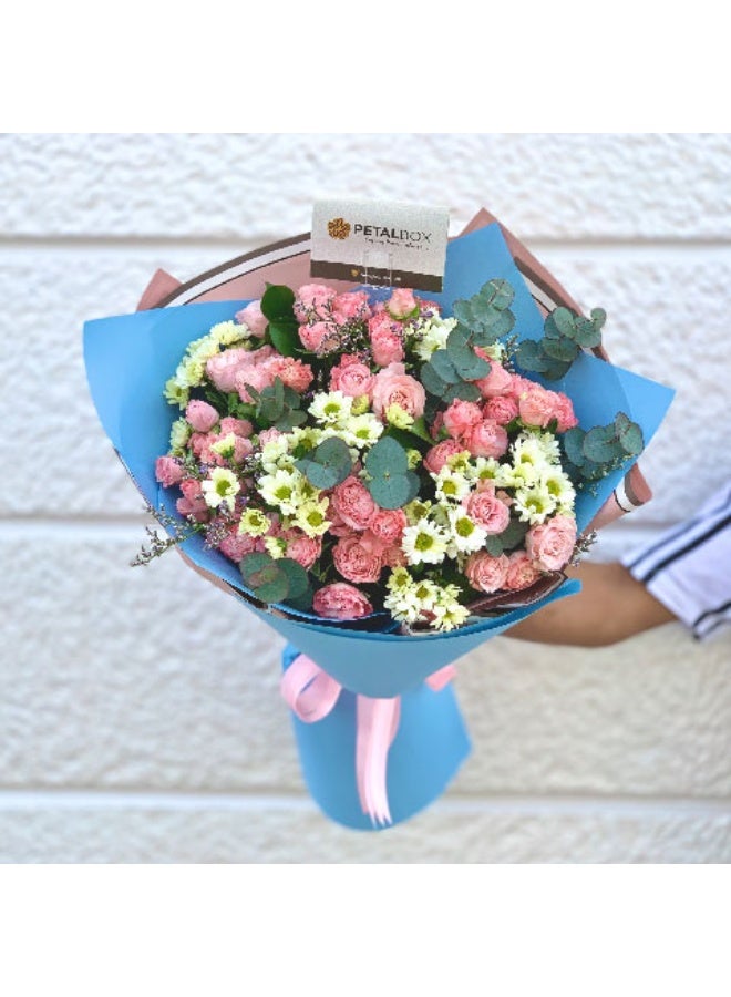 Petal Box 15 Stem Fresh Baby Roses White Santini Green Fillers Special Wrapping
