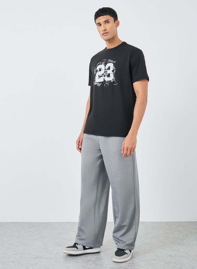 ستايلي بنطلون جوجر بقصة مريحة بفتحة سفلية وجيب جانبي - Image 2