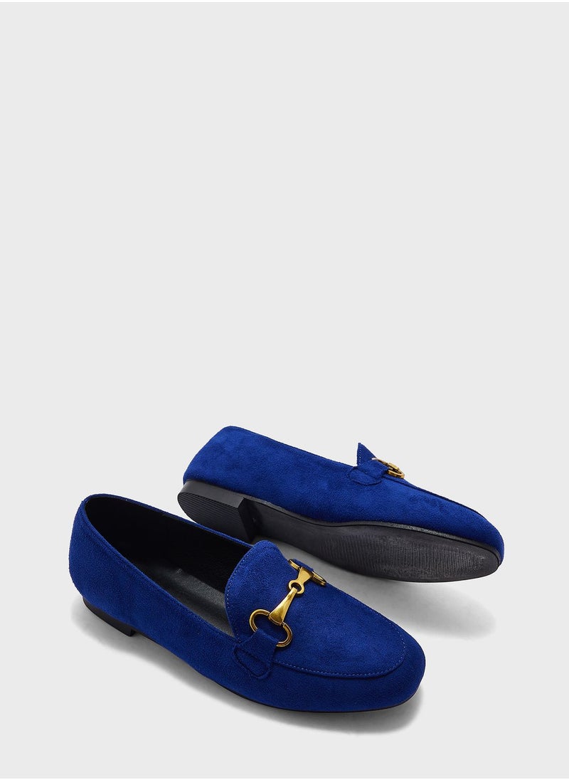 shoexpress - Pointed Toe Low Heel Pumps - Image 1