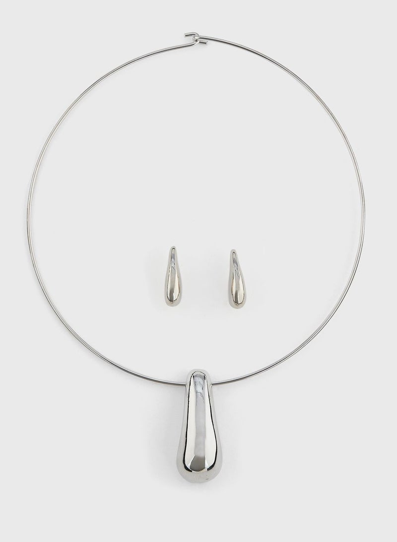 ELLA Pendant Choker Necklace & Earrings Set  - Image 1