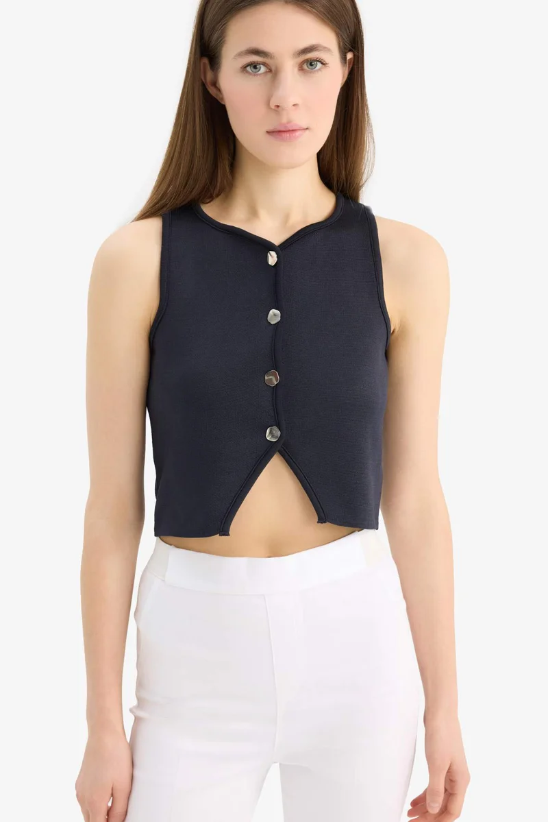 DeFacto Regular Fit Crew Neck Black Knitted Vest