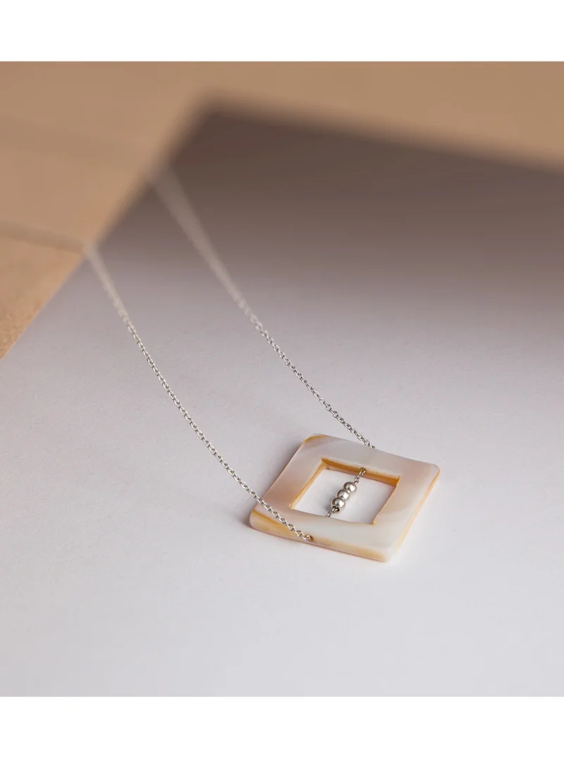 Minza  Minza ” Athens ” Pure 925 Sterling Silver, Shell stone, Handmade Necklace for Women, Pendant and Chain Necklace, 1.100 grams of Silver, Jewelry for Casual & Special Occasion for Women | Best Price UAE