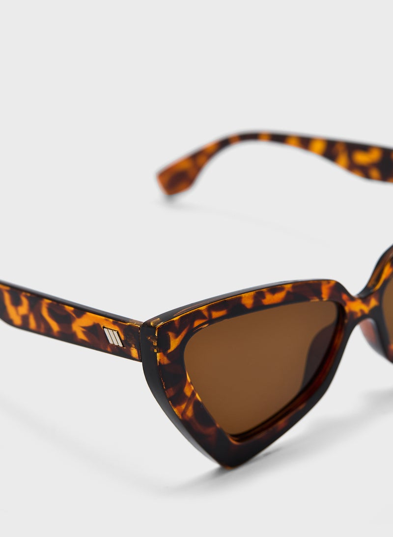 ELLA Oversized Cat Eye Sunglasses  - Image 4