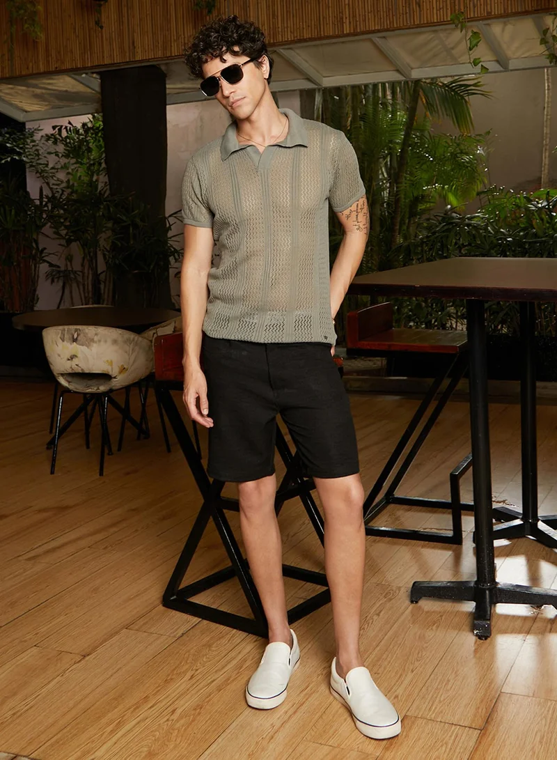 كامبوس سوترا Men's Olive Green Chevron-Lined Textured Polo T-Shirt