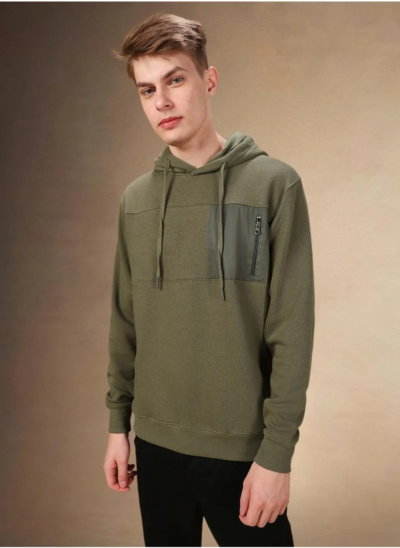 دينيس لينغو Men's Olive Polyester Blend Solid Regular Fit Sweatshirt