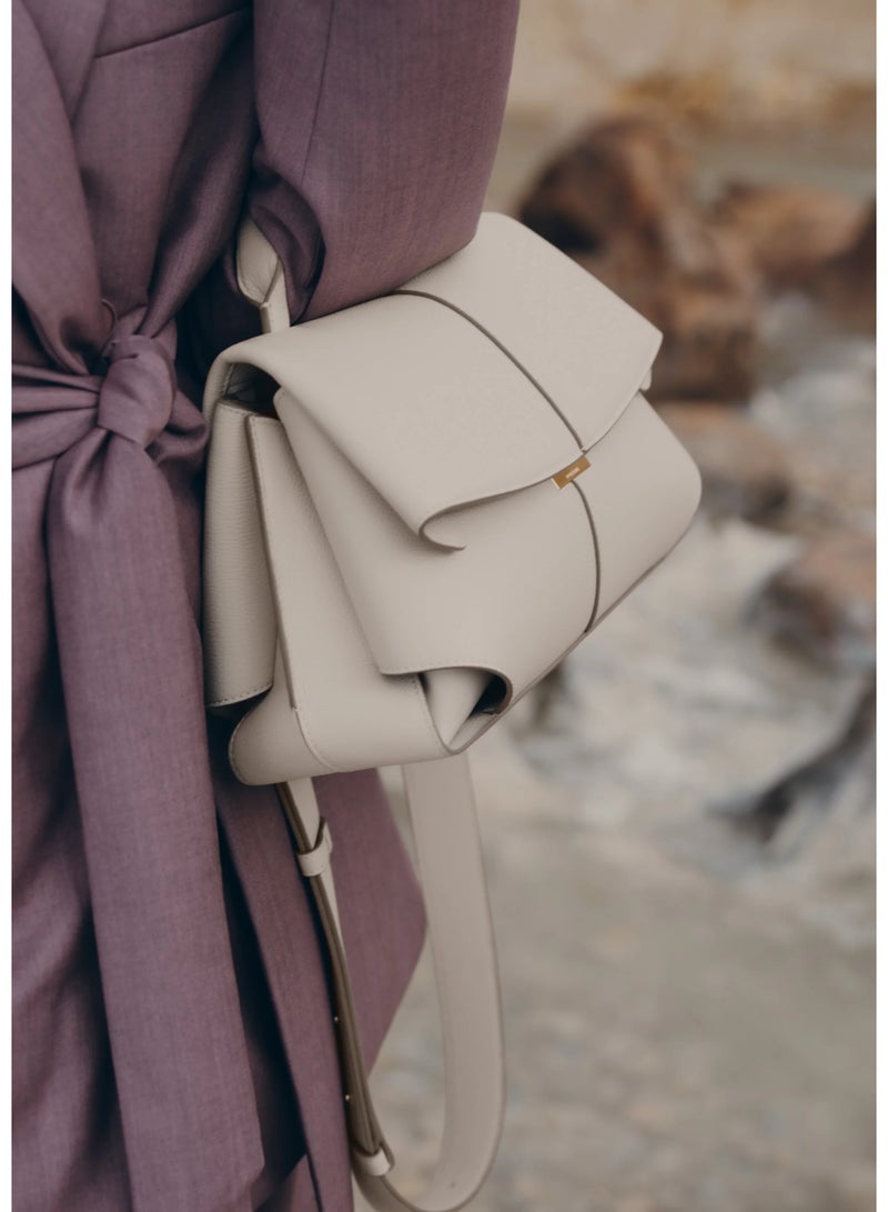 Polène Smile Vintage Leather Pleated Handbag / Shoulder Crossbody Camera Bag - White - Image 3
