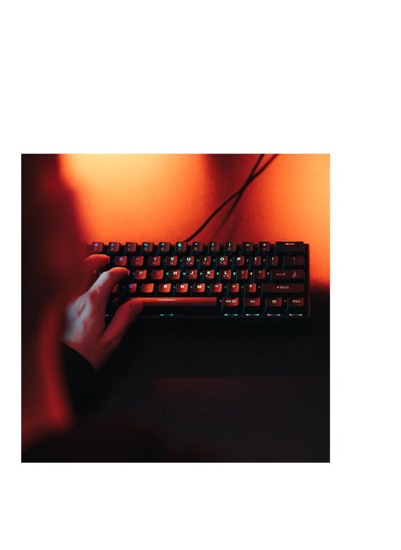 SureFire Kingpin M1 60% Mechanical Gaming Keyboard Italian, Gaming Keyboard Small & Mobile, RGB Keyboard with Lighting, 100% Anti-Ghosting Keys, Italian Layout QWERTY