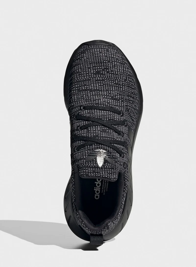 adidas حذاء سويفت رن 22