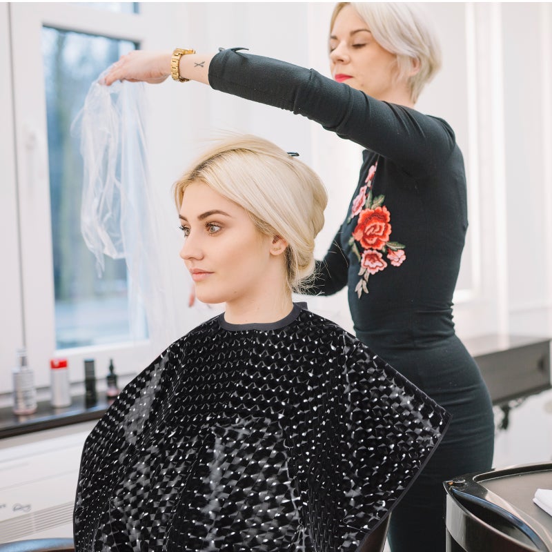 💄 رداء صبغ الشعر قصير لتصفيف الشعر بألوان متنوعة تصميم مريح ٤ قطع - Image 4