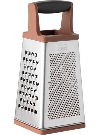 Leo 4-Way Grater with Bottom Cover