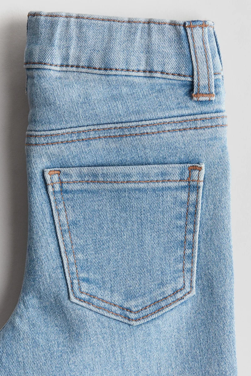 اتش اند ام جينز بقصّة سكيني