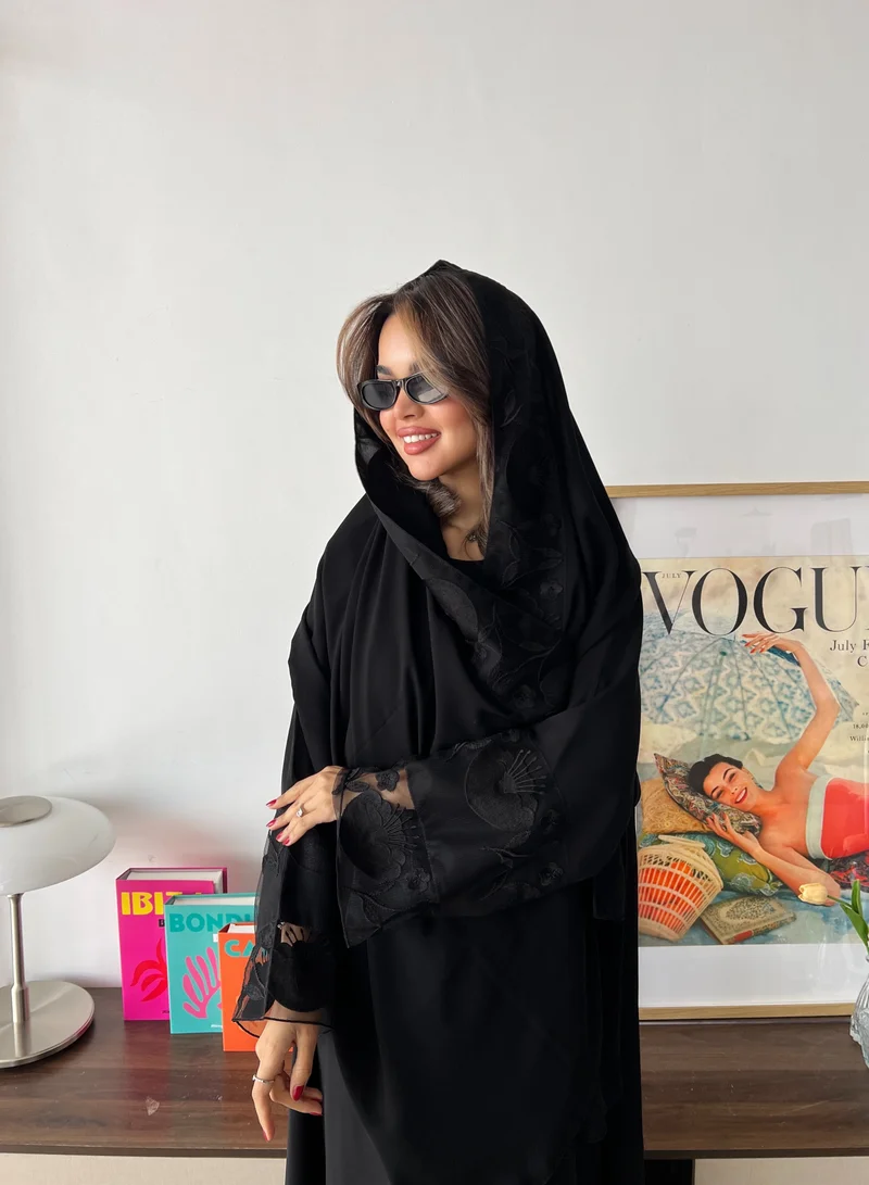 Lusin Abaya Black Internet Abaya with Black Rose Embroidery