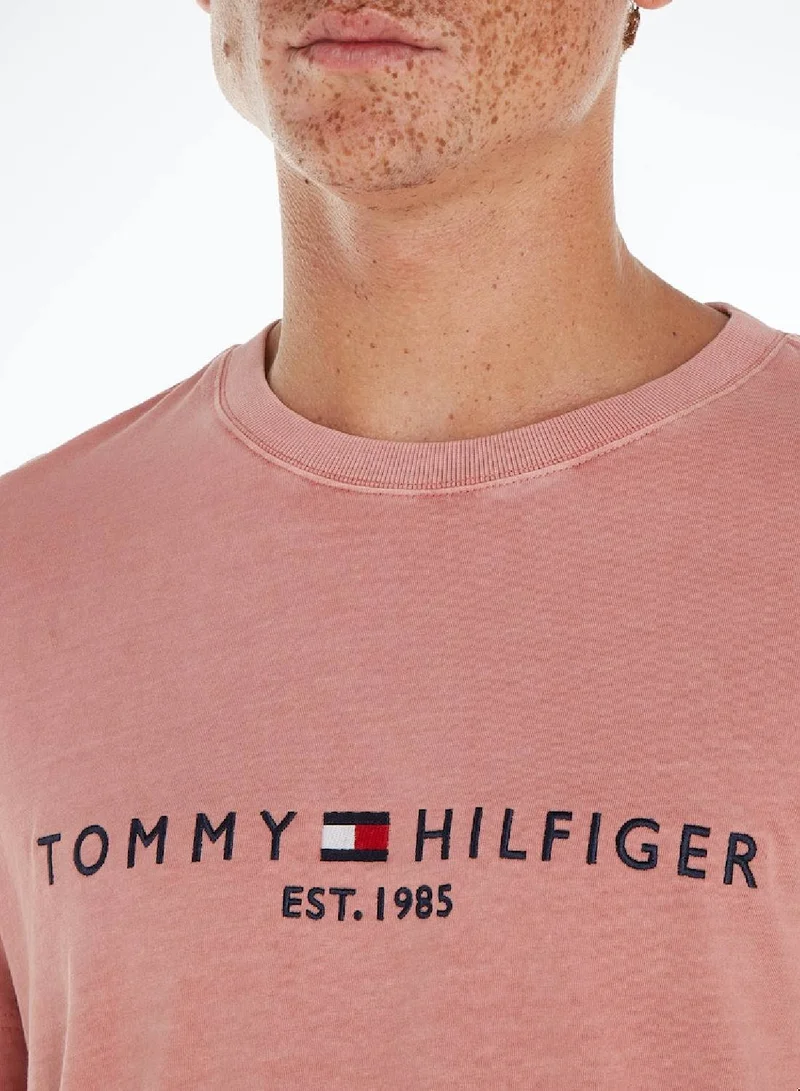 TOMMY HILFIGER  Dye Tommy Logo T-Shirt for Men | Best Price UAE