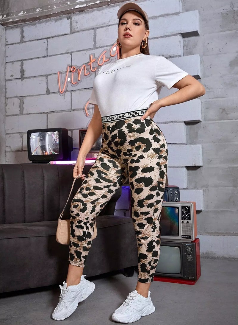 Plus Letter Tape Waist Leopard Print Leggings  - Image 4