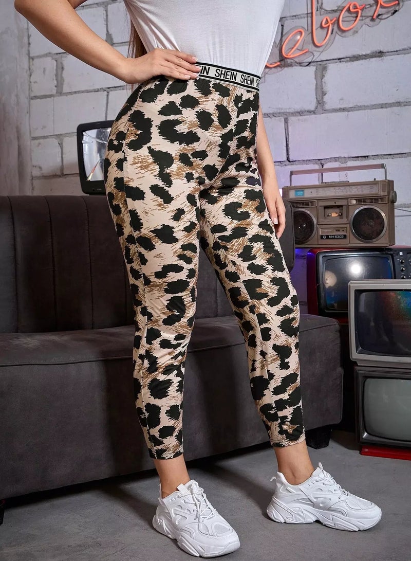 Plus Letter Tape Waist Leopard Print Leggings  - Image 2