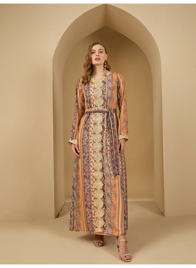 أميرة Amirah Paisley Print Lace Trim Jalabiya with Fabric Belt