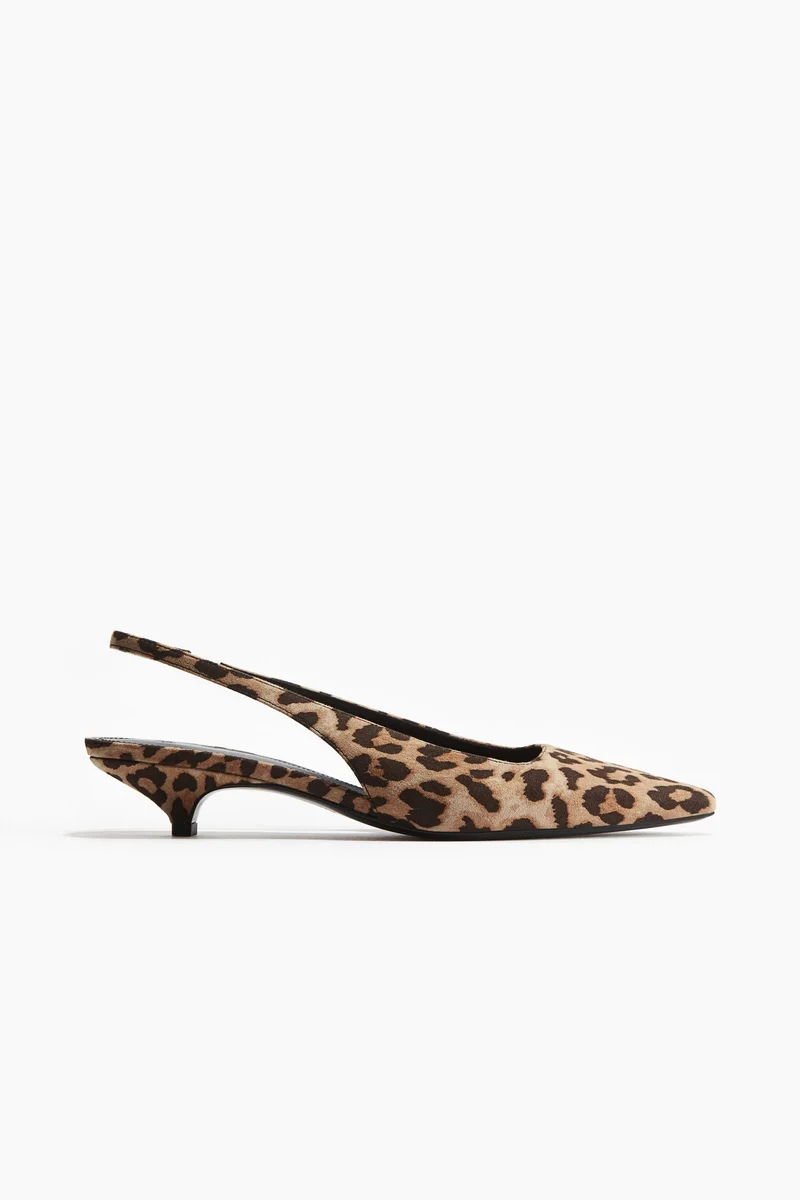 اتش اند ام Pointed slingbacks