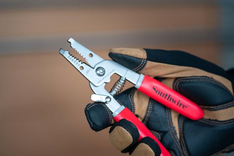 Southwire - 58278240 Tools & Equipment S1626STR Compact Solid and Stranded Wire Stripping Tool - Image 2